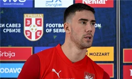 ĐT Serbia dính bê bối tình ái giữa cầu thủ và vợ HLV, Vlahovic lên tiếng thanh minh
