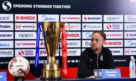 Giúp Thái Lan đăng quang AFF Cup 2020, HLV Polking được gia hạn hợp đồng