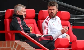 Cựu HLV MU trở lại cầm quân tại Anh