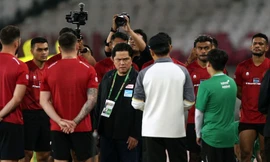 HLV Shin Tae-yong bóng gió chuyện hợp đồng, chủ tịch LĐBĐ Indonesia phản ứng mạnh mẽ