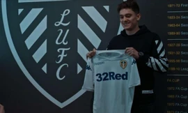 James đến Leeds vào năm 2019 trước khi "quay xe" sang M.U