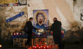 Ê kíp y tế của Diego Maradona đối diện bản án 25 năm tù