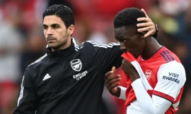 HLV Arsenal nặng lời với học trò sau thảm bại trước Man City