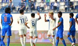 Thái Lan thắng dễ, mở đường đến Asian Cup