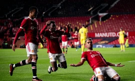 M.U mạnh tay dọn dẹp đội hình