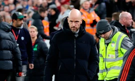 Tuyên bố khó nghe về MU, Van Dijk bị Ten Hag phản đòn