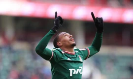 Không được CLB Nga cho ra đi, cầu thủ Pháp liều lĩnh vượt biên trong đêm