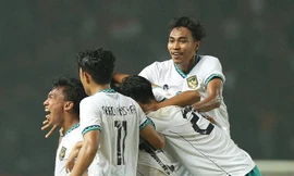 Indonesia lặp lại y hệt kịch bản trận Việt Nam hạ Hồng Kông 