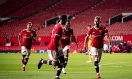 Man United suýt toang vì bị COVID-19 tấn công