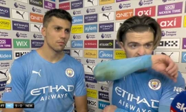 Hai ngôi sao Man City mất lòng nhau vì lý do khó đỡ