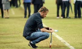 HLV Mano Polking nêu lý do bóng đá Thái Lan đang tụt lại so với Việt Nam