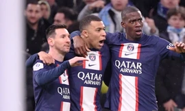 Messi ghi bàn thứ 700 và giúp Mbappe đi vào lịch sử PSG
