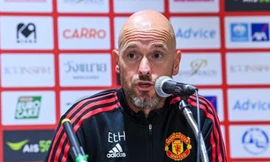 HLV Man United cấm phóng viên Sky Sports đặt câu hỏi vì cay cú