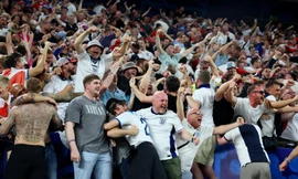 Để vào sân xem chung kết EURO 2024, người hâm mộ Anh có thể mất tối đa... 3 năm tiền lương