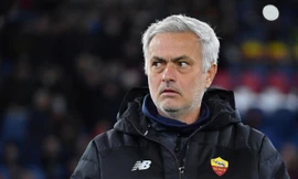 Roma nhọc nhằn có 1 điểm, Mourinho lại mắng học trò