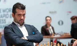 Đại kiện tướng cờ vua bị đuổi khỏi trận đấu vì mặc áo ăn theo Messi