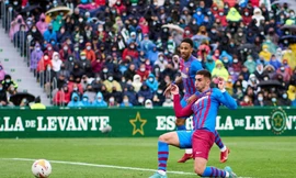 Ngược dòng ấn tượng, Barca vươn lên thứ 3 tại La Liga