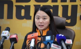 Vừa đặt chân đến Campuchia dự SEA Games 32, đoàn Malaysia nhận tin không vui