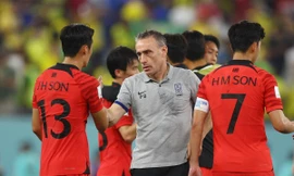 Rời ĐT Hàn Quốc, Bento cạnh tranh với Mourinho ở cuộc đua dẫn dắt ĐT Bồ Đào Nha