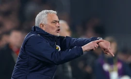 Mourinho bị Solskjaer phá tan mộng đăng quang