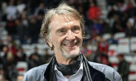 Tỷ phú hâm mộ Man United tuyên bố chi hơn 4 tỷ bảng mua lại Chelsea