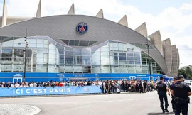 Cầu thủ PSG thuê người triệt hạ đồng đội để cướp suất đá chính
