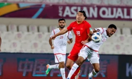 Báo Trung Quốc ví cơ hội đi tiếp của đội nhà như 'giấc mơ của kẻ ngốc'