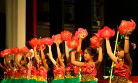 Trung ương Đoàn tặng bằng khen cho công tác Đội và phong trào thiếu nhi Thủ đô