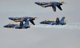 Ngắm phi cơ nhào lộn tại tuần lễ Hạm đội San Francisco