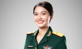 Nữ thiếu úy, bác sĩ là công dân trẻ tiêu biểu TPHCM, từng tới 20 quốc gia