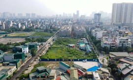 Phó Thống đốc: 'Chúng tôi không bao giờ siết tín dụng bất động sản'