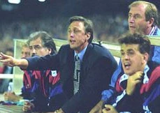 Dùng Tiqui-taca để phòng ngự