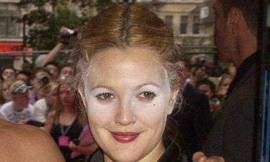 Gương mặt loang lổ của “sao” khi mắc lỗi trang điểm