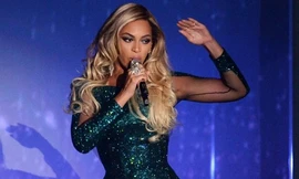 Beyonce lộng lẫy tại lễ trao giải Brit Awards