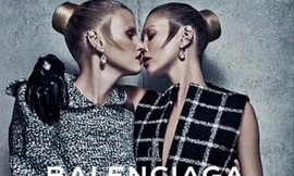 Kate Moss và Lara Stone lần đầu kết hợp trong thời trang