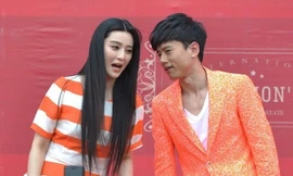 Phạm Băng Băng nhí nhảnh diện đồ 'ton sur ton' với bạn thân