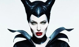 ‘Ác quỷ’ Angelina Jolie đẹp mê hồn trong tạo hình mới