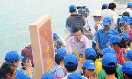 Cuộc hội ngộ xúc động và tự hào