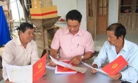 Hàng trăm “sổ đỏ” bị cấp nhầm ở xã Bình Khương, huyện Bình Sơn suốt 16 năm qua ảnh: Nguyễn Ngọc 