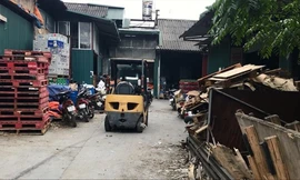 Nhà xưởng tại ô đất 460 Trần Quý Cáp được cho thuê bởi Cty CP Xây lắp và Cơ khí Cầu Đường 