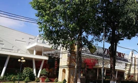 Nhà hàng tiệc cưới dựng trên đất quốc phòng