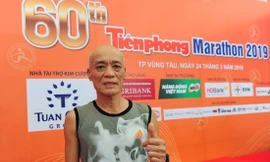 Lão tướng Nguyễn Đỗ Hùng tiếp tục là vận động viên nhiều tuổi nhất đường chạy Tiền Phong 