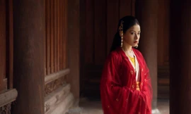 Chi Pu vai Cám trong MV “Anh ơi ở lại” 