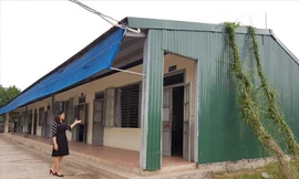 Ảnh trường tiểu học Thuý Lĩnh giữa trung tâm Thủ đô nhiều năm vẫn tạm bợ 