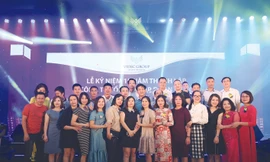 Tập thể cán bộ, nhân viên tập đoàn VIDEC Group đoàn kết với mục tiêu tạo ra những giá trị tốt nhất cho cộng đồng và xã hội 