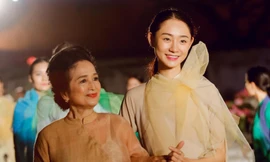 Lung linh áo dài trên nền di sản