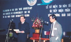 Cố Thủ tướng Phan Văn Khải (thời điểm đó là Phó Thủ tướng) phát biểu tại Lễ kỷ niệm 50 năm Tổ chức ICAO và tiếp nhận phần phía Nam FIR Hồ Chí Minh, tháng 12/1994