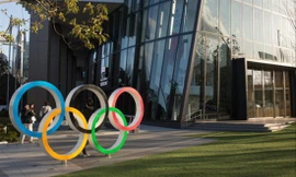  Olympic Tokyo 2020 và VCK EURO 2020 đều đứng trước khó khăn do dịch COVID-19  