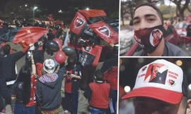 CĐV Newell's Old Boys tuần hành kêu gọi Messi trở lại đội bóng cũ