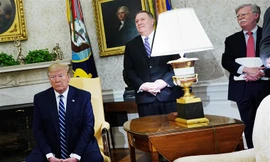 Ông Trump nói Iran đã “phạm sai lầm nghiêm trọng” khi bắn rơi máy bay của Mỹ. Ảnh: NYT 